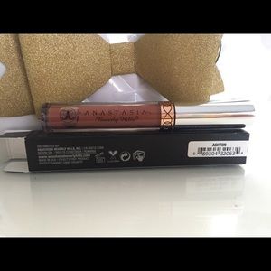 ABH Ashton Liquid Lipstick